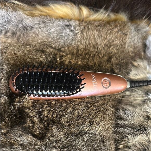 Cortex Hair Straightening Brush (6022A) - Picture 1 of 3